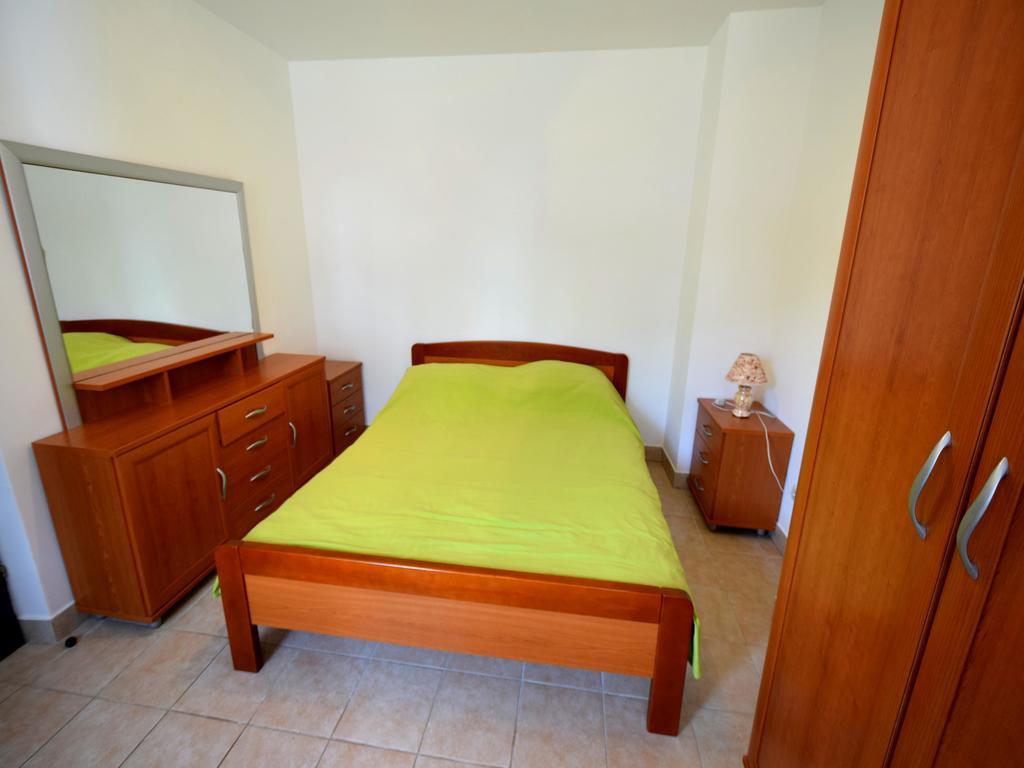 Apartment Oresic Malinska Ngoại thất bức ảnh